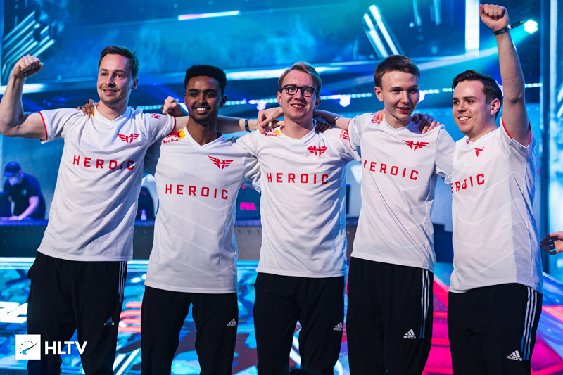 她还强调保 她还强调保