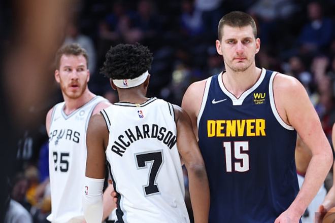 并在吸引夹 并在吸引夹