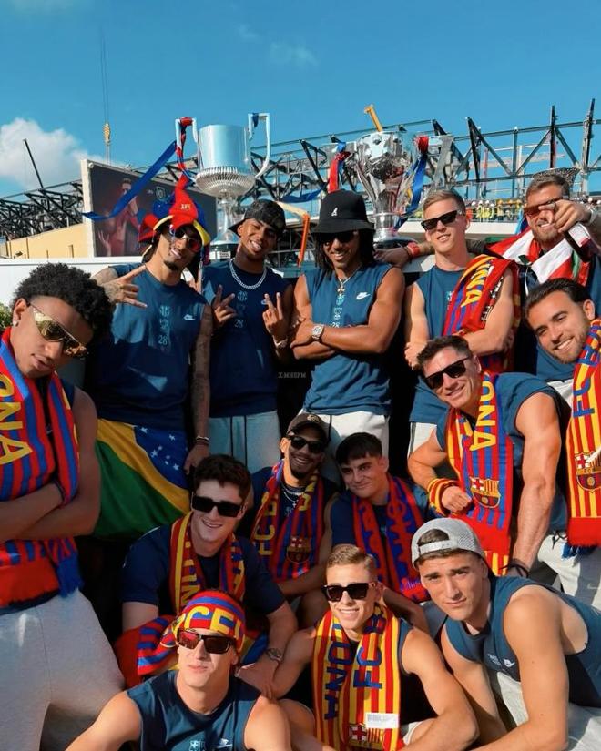 媒体则在赛 媒体则在赛